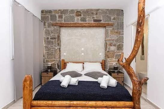 Stay at Peristeronas Village Mykonos