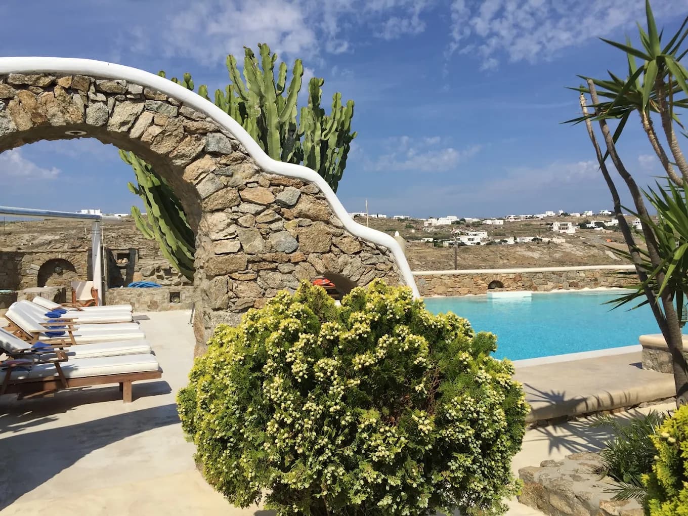 Peristeronas Village Mykonos
